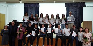 Gruppenfoto in der Aula