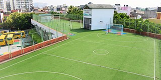 Sportplatz der Nehru World School