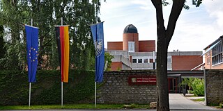 Gebäude des Walther-Rathenau-Gymnasiums und Realschule