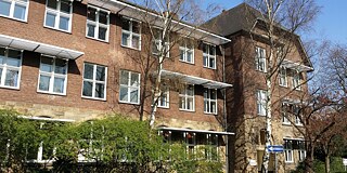 Altbau des Berufsbildungszentrum Neuss-Weingartstraße