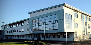 Gebäude der Bishopbriggs Academy Schottland