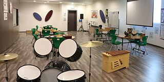 Musikzimmer in der Ajyal International School, Al Falah in Abu Dhabi