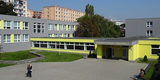 Gebäude des Olomouc Gymnasiums Čajkovského