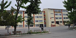 Gebäude des Kartal Anadolu Lisesi Istanbul