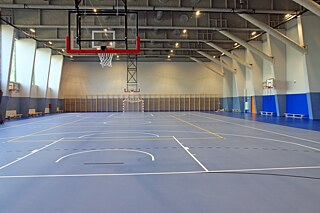 Liceum Ogolnoksztalcace Nr. 5, Sporthalle